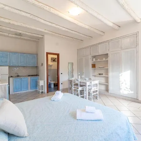 Chic Antonina No2165n Apartment