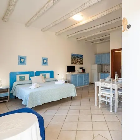 Chic Antonina No2165n Apartment